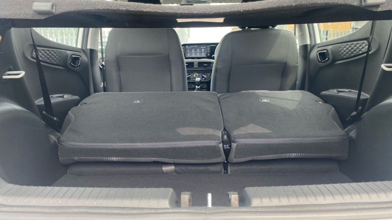 Hyundai i10 1.0 MPi SE Connect 5dr Petrol Hatchback